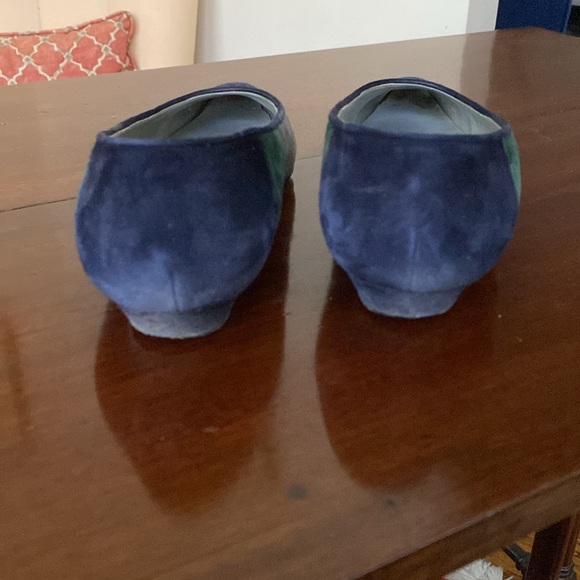 Liz Claiborne Navy Blue, Emerald Green, Gray, & Tan Color Block Flats size 6 1/2 - Picture 5 of 6